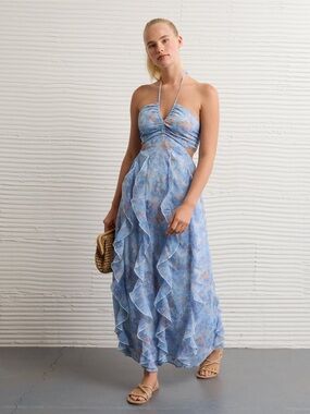 American eagle Ruched & Ruffled Halter
Maxi Dress S NWT light blue